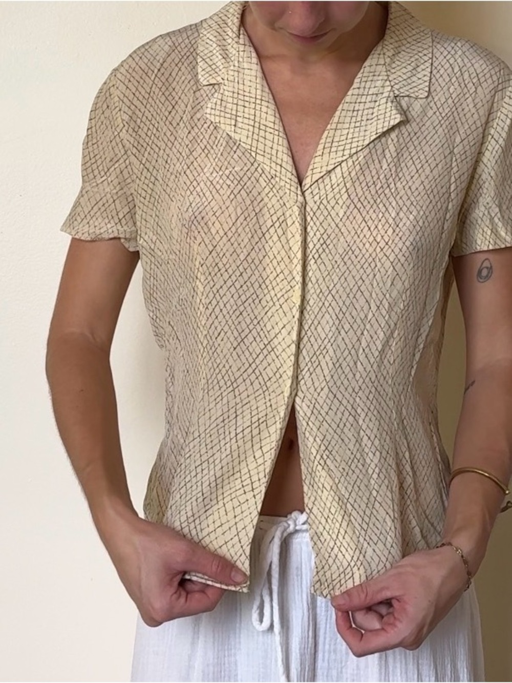 Jones New York 100% Silk Short Sleeve Blouse Size 6